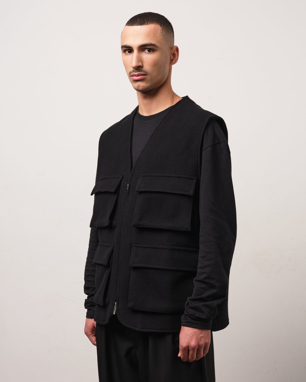 Lownn — Black Wool Cashmere Utility Vest